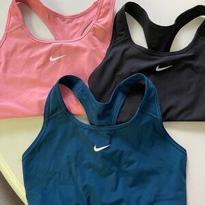 Nike Women's Swoosh Medium Support Sports Bra Bundle of 3 - Size Medium